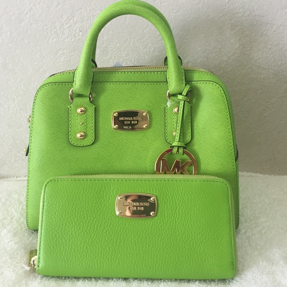 Sold- Michael Michael Kors small Satchel Pear