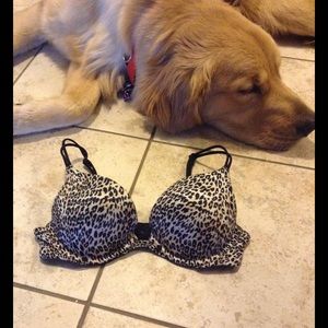 Victoria's Secret Very Sexy Push-up Bra