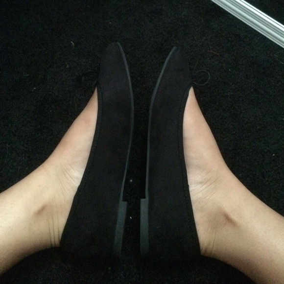 black flats - Picture 2 of 3