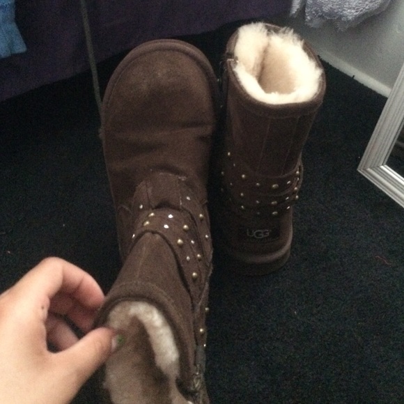 Brown Uggs - Picture 3 of 3