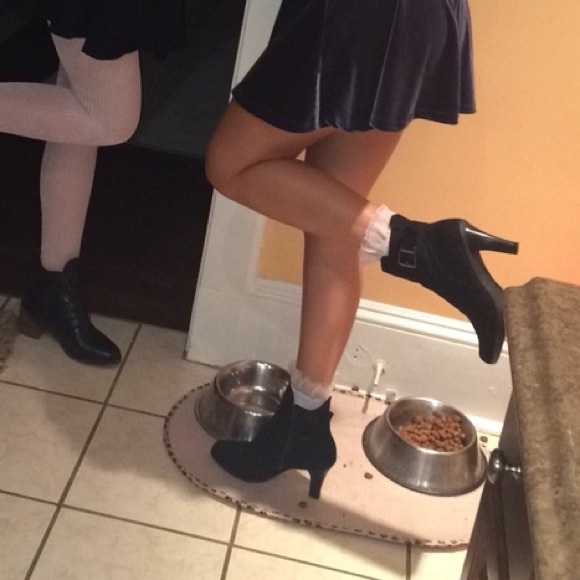 black booties - Picture 2 of 2