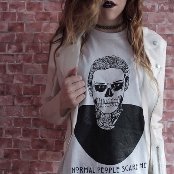 Normal People Scare Me Tate Shirt