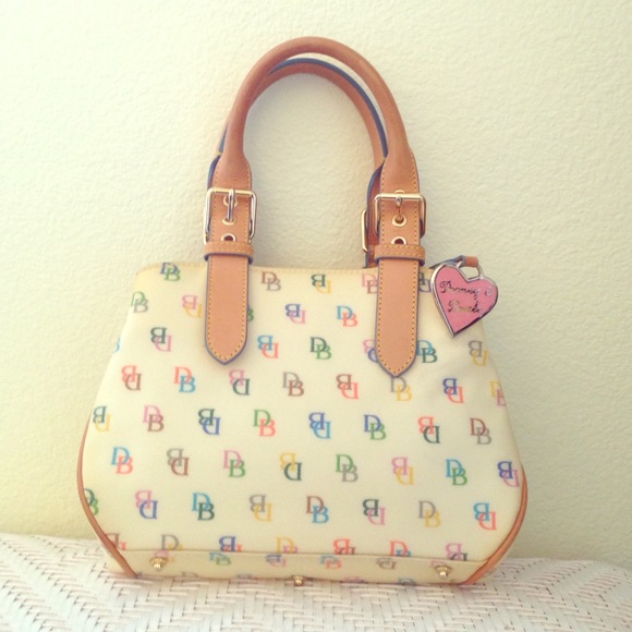 Brand new Dooney & Bourke handbag.