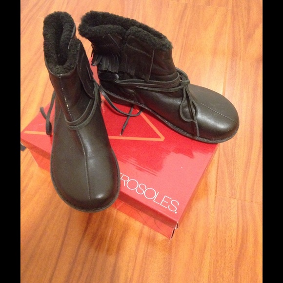 💖💖💖Authentic UGG ankle boots 💖💖💖 - Picture 2 of 4