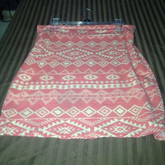 Aztec design skirt
