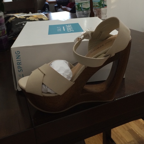 Call It Spring Hatsutori Wedge