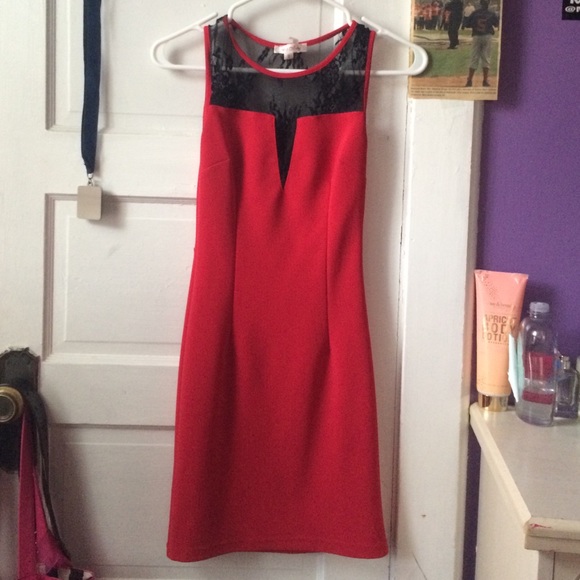 red and black dress - Picture 1 of 4