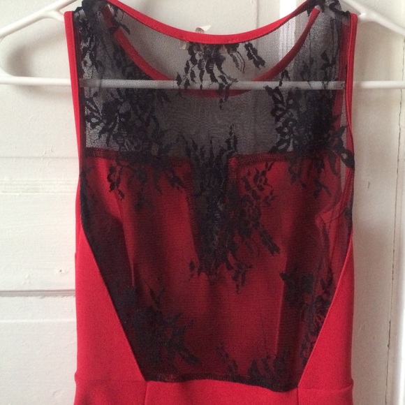 red and black dress - Picture 3 of 4