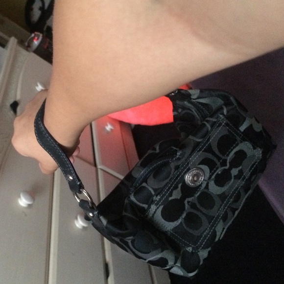 Real coach purse - Picture 3 of 3