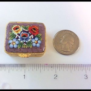 Micro-mosaic rectangular little pill box !