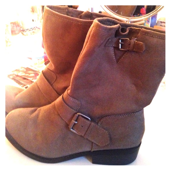 Express mid-ankle booties