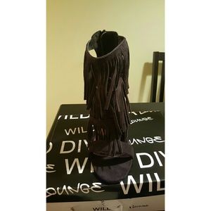 Black Fringe Faux Suede Party Heels Size 9 NEW