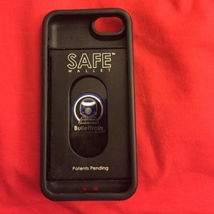 SafeWallet for iPhone 5