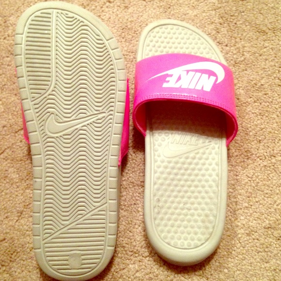 Nike Shoes - Nike sandals