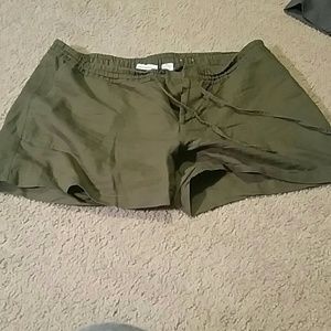 Ladies linen shorts size extra large Liz Claiborne