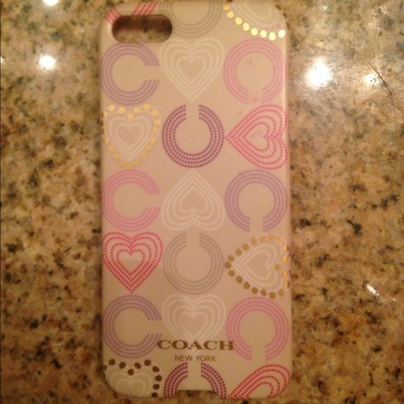 💛Coach Waverly Hearts Iphone 5 case💗