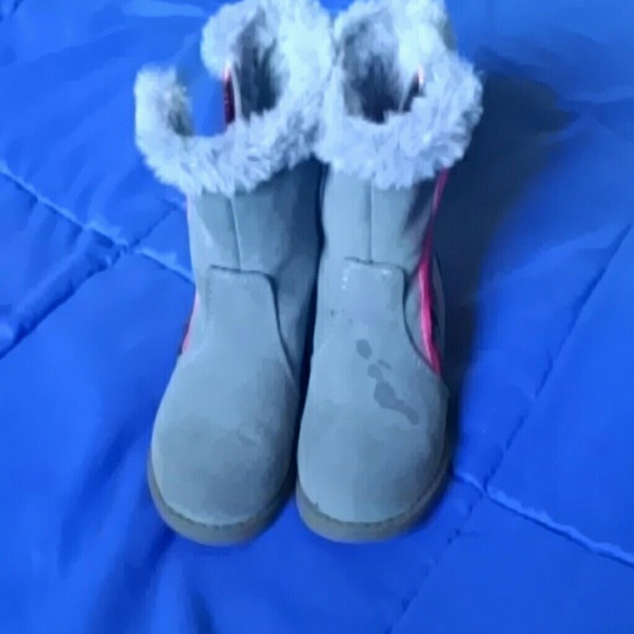 Boots - Picture 3 of 3