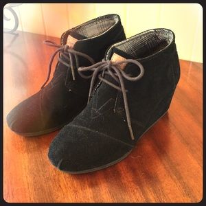 Toms 'desert wedge'