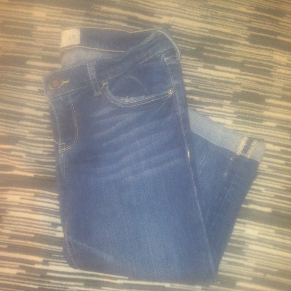 🎀 Hollister capri's🎀
