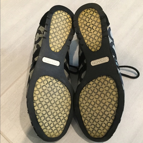🚫SOLD🚫👟Authentic Coach shoes - Picture 3 of 4