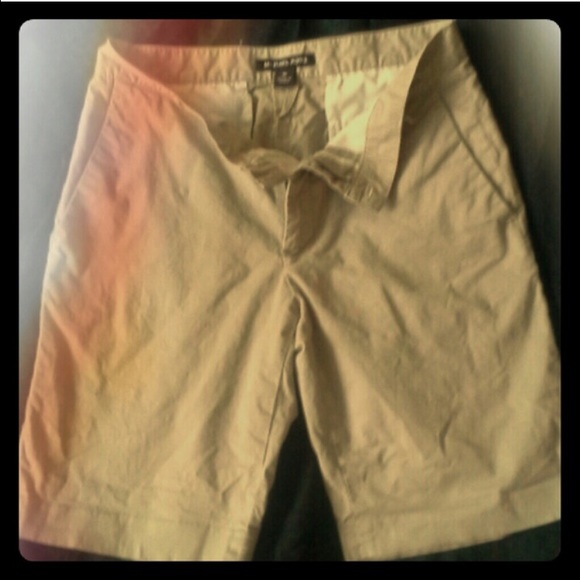MK shorts - Picture 1 of 2