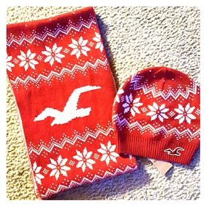 Hollister Winter Hat & Scarf Set/Bundle!