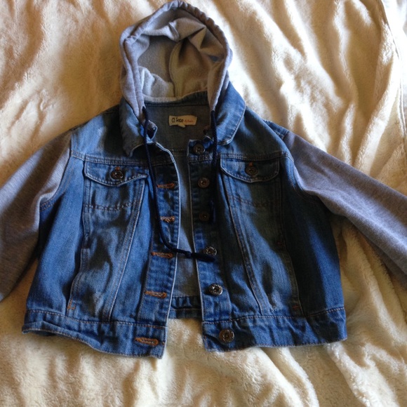 Denim, cropped jacket!