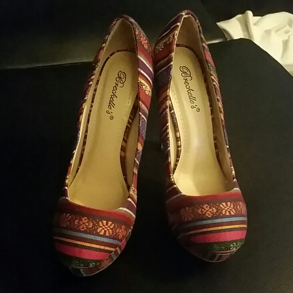Shoes size 8