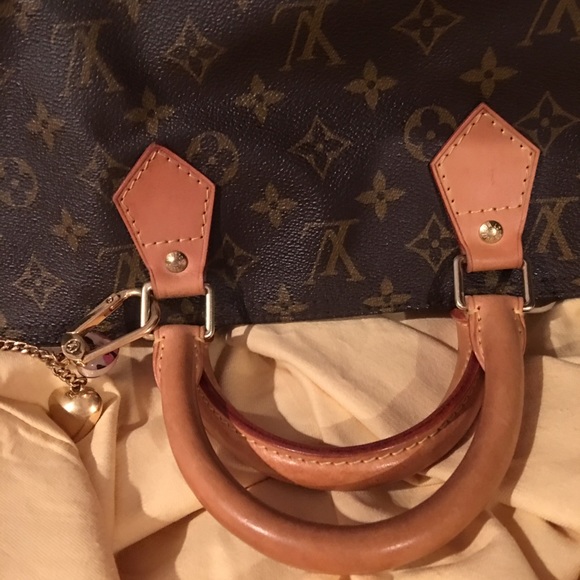 SOLD!! - Picture 4 of 4