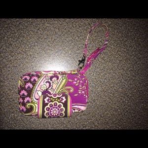 Very berry paisley Vera Bradley wristlet