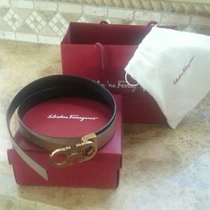 Elegant reversible ferragamo belt