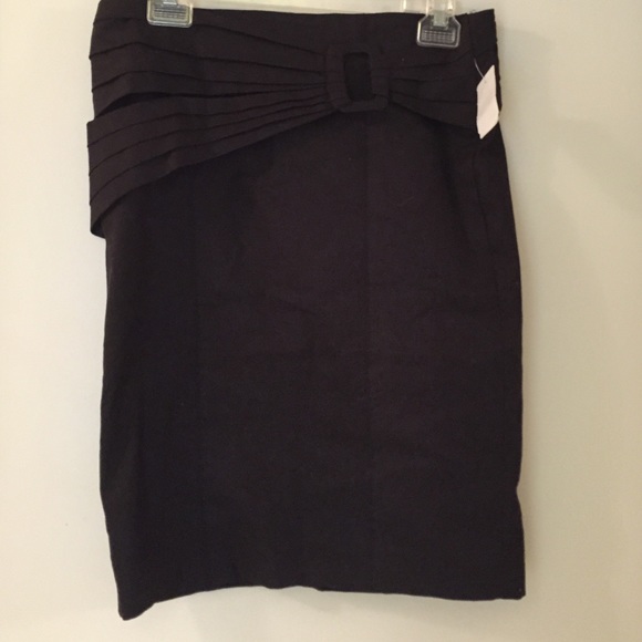 Black skirt