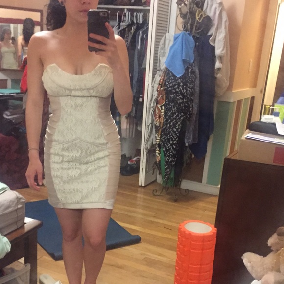 Strapless dress great a weeding or baby shower !