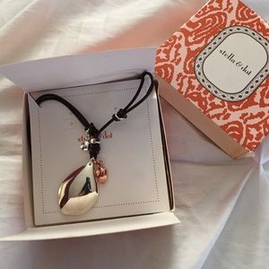 Stella & dot necklace