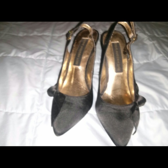 Steve Madden Black dress pumps