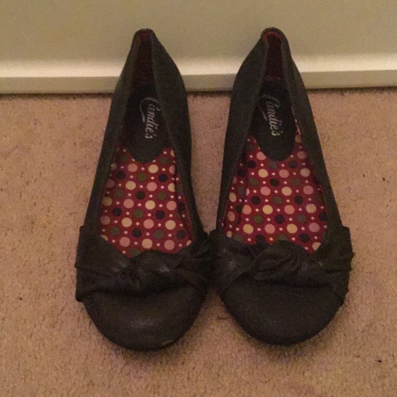 Black flats