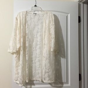 Lace kimono