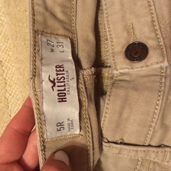 Holister nude shinny pants - Picture 2 of 3