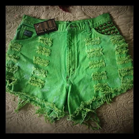 COAL AND TERRY Sour Apply Denim CutOff Shorts