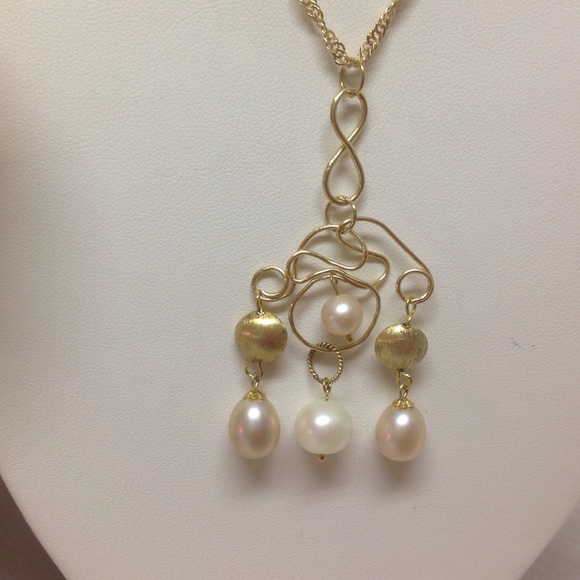 LAST REDUCTION14K Gold Genuine quality Pearls SALE - Picture 2 of 3