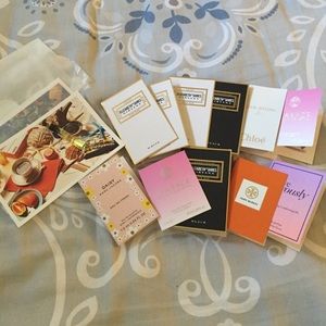 10 perfume samples. Make an offer