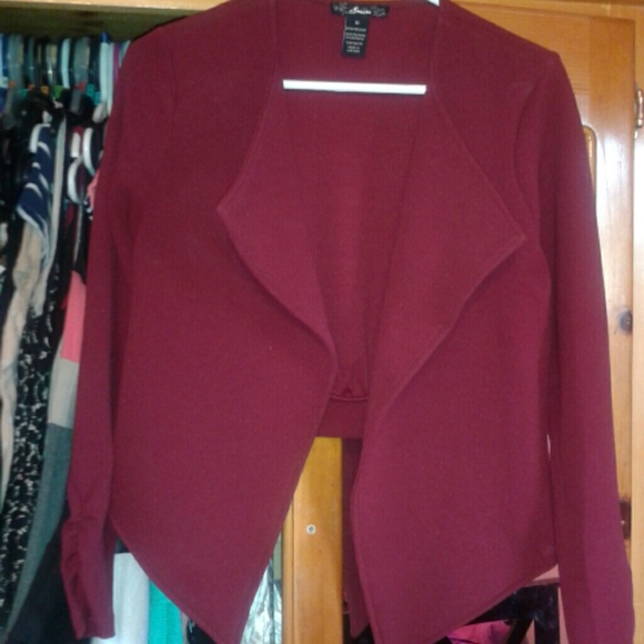 BEAUTIFUL BURGANDI BLAZER - Picture 1 of 2