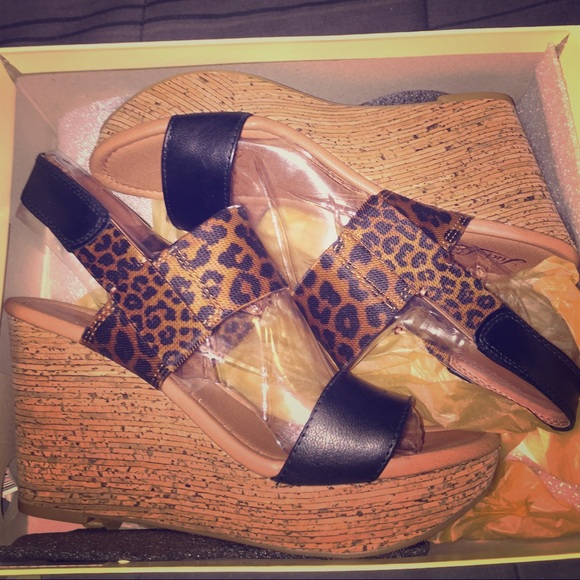 Lucky Brand Cheetah print wedge sandal - Picture 1 of 4