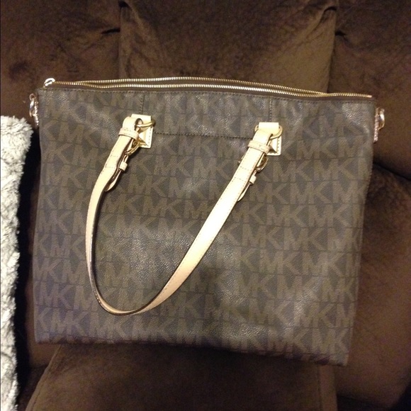 Michael Kors Tote