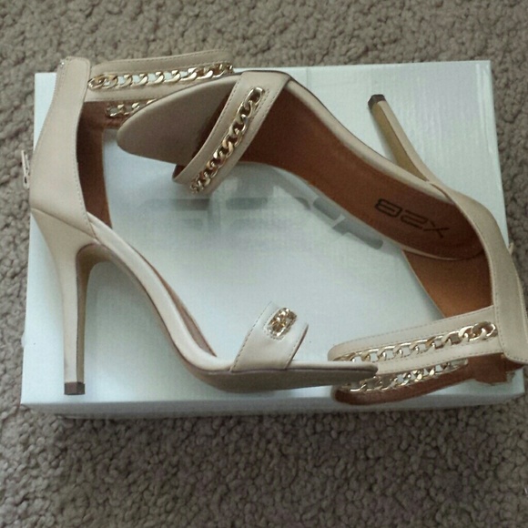 -SOLD- Nude Ankle Strap High Heels - Picture 4 of 4