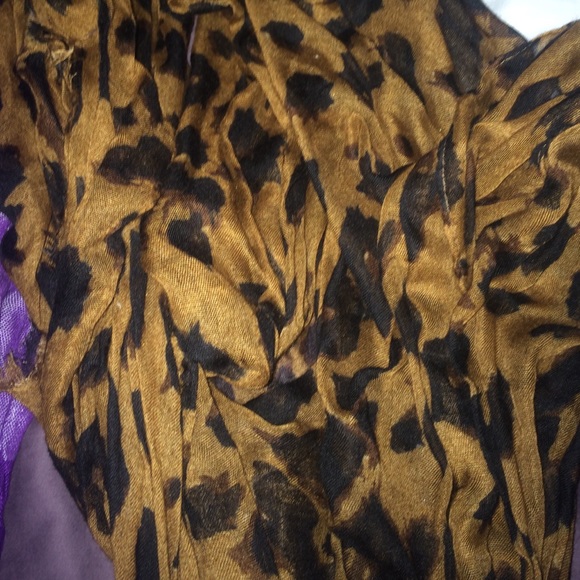 Scarfs - Picture 4 of 4