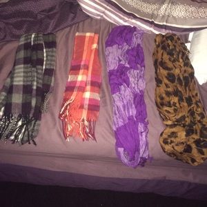Scarfs