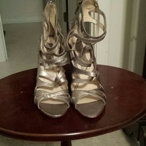 BOUTIQUE 9 SILVER STAPPY SANDALS