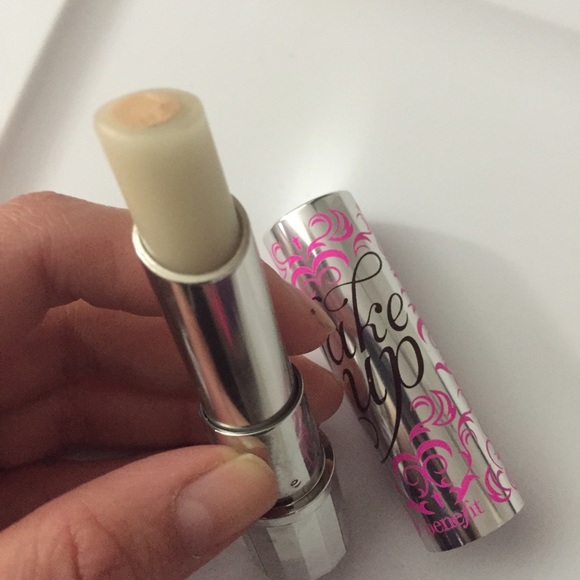 BENEFIT FAKE UP CONCEALER
