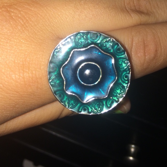 Rings - Picture 2 of 3